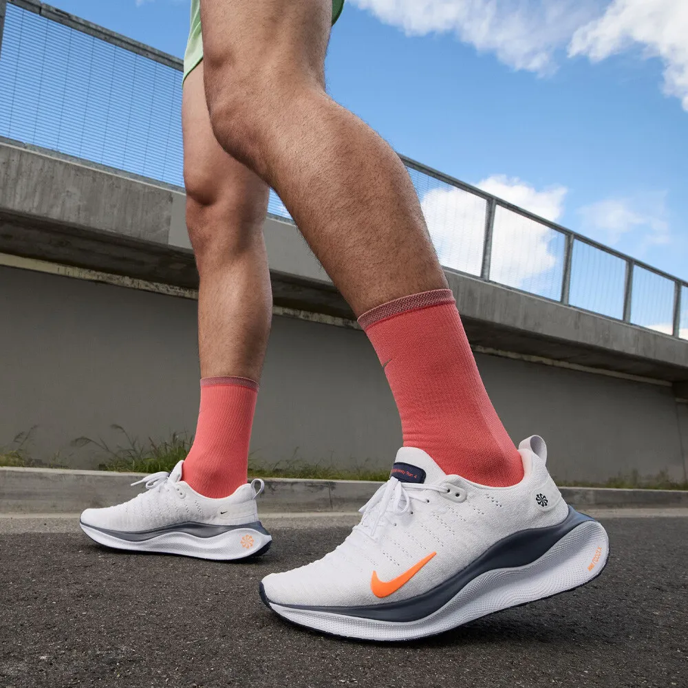 Nike React Infinity Run Flyknit 4 Scarpe da Running - SU24